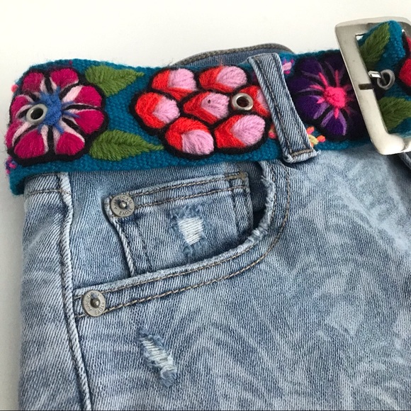 Handmade Wool Embroidered Belt - Picture 9 of 9